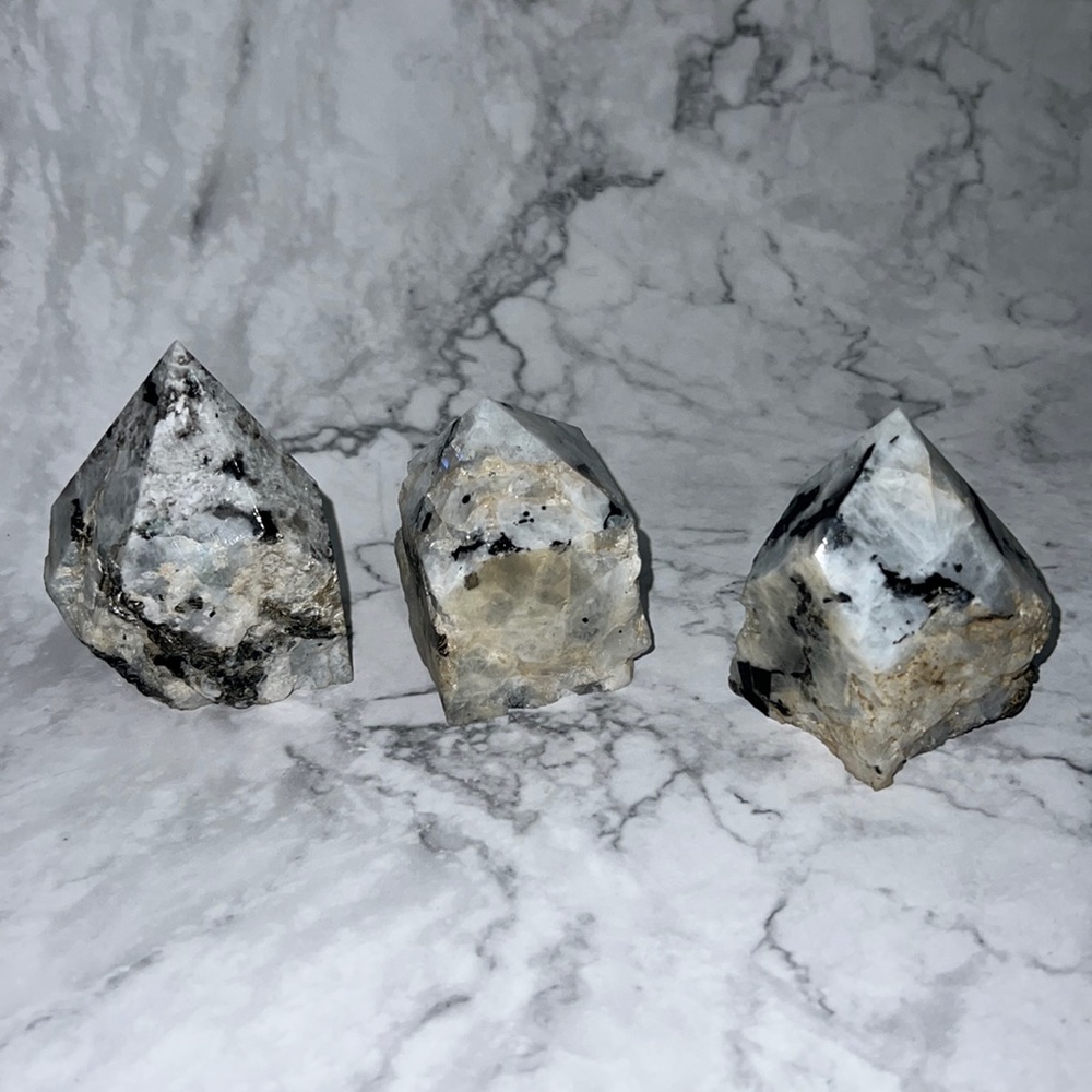 Rainbow Moonstone Crystal Point Top Set (1.10 lbs)